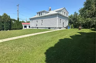 5 Pomham St, Cranston, RI 02910 - Photo 2