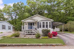 85 Sherwood Valley Ln, Coventry, RI 02816 - Photo 1