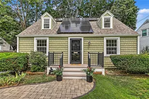 88 Nichols Rd, North Kingstown, RI 02852 - Photo 1