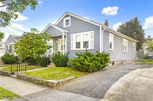 30 Iona St, Providence, RI 02908 - Photo 2