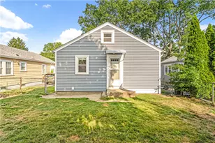 30 Iona St, Providence, RI 02908 - Photo 18