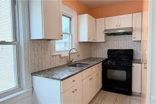 40 Atlantic Ave, Providence, RI 02907 - Photo 10