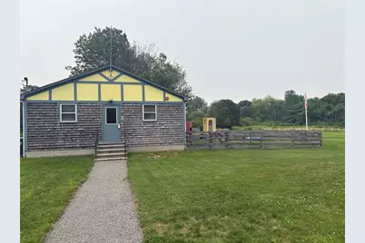 210 Metacom Avenue, Warren, RI 02885 - Photo 14