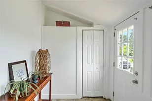 59 Booth Ave, East Providence, RI 02915 - Photo 10