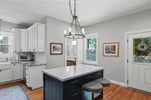 53 Olney St, Providence, RI 02906 - Photo 12