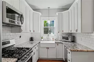 53 Olney St, Providence, RI 02906 - Photo 10