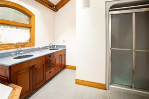 413 Eagleville Rd, Tiverton, RI 02878 - Photo 18