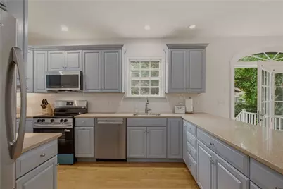 7 Clay Street, Newport, RI 02840 - Photo 12