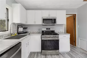 155 Stanton Ave, East Providence, RI 02915 - Photo 22