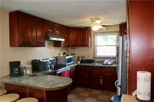 47 Rock Ave, Pawtucket, RI 02861 - Photo 6
