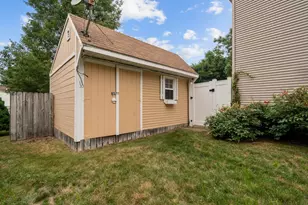 19 Desmar Ct, Warwick, RI 02889 - Photo 12