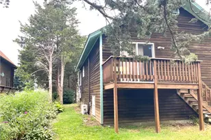 102 Tupelo Rd, South Kingstown, RI 02879 - Photo 2