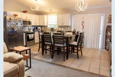 21 Milano Street, Providence, RI 02904 - Photo 4