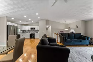 16 Rachella Ct, East Providence, RI 02914 - Photo 8