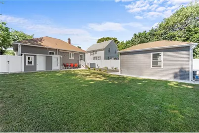 30 Ide Avenue, East Providence, RI 02914 - Photo 32