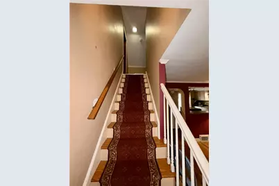105 Burgess Avenue, Pawtucket, RI 02861 - Photo 10
