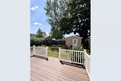 105 Burgess Avenue, Pawtucket, RI 02861 - Photo 14