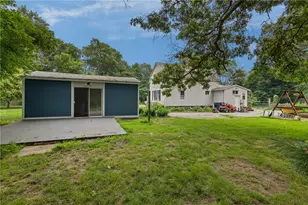10 Ellis Rd, North Kingstown, RI 02852 - Photo 40