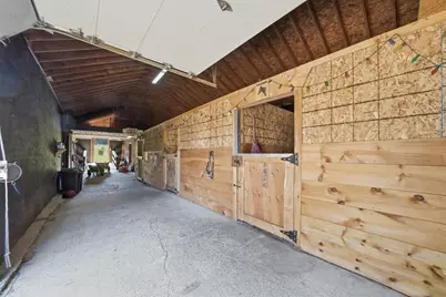 32 Equestrian Way, Cranston, RI 02921 - Photo 40