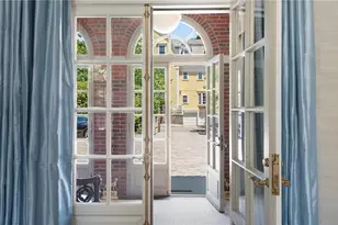 251 George St, Providence, RI 02906 - Photo 18