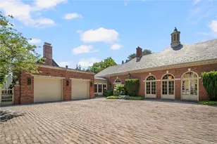 251 George St, Providence, RI 02906 - Photo 2
