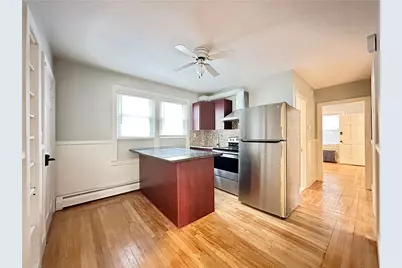 419 Maple Avenue #1, Barrington, RI 02806 - Photo 2