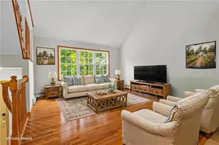 1524 Round Top Rd, Burrillville, RI 02830 - Photo 12