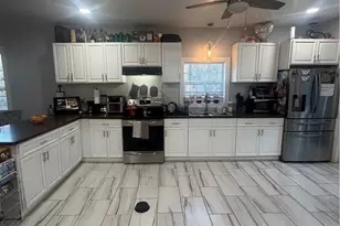 124 River Ave, Providence, RI 02908 - Photo 18