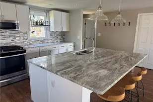 157 Betsey Williams Dr, Warwick, RI 02889 - Photo 8
