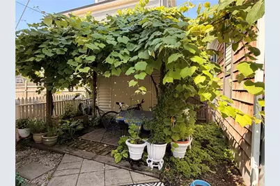 25 Marsh Street, Newport, RI 02840 - Photo 40