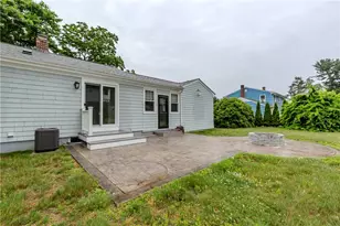 8 Barnes St, Smithfield, RI 02828 - Photo 40