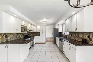 8 Ashley Dr, Lincoln, RI 02865 - Photo 12