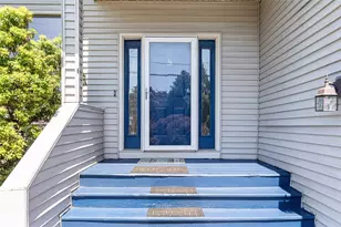 8 Ashley Dr, Lincoln, RI 02865 - Photo 2