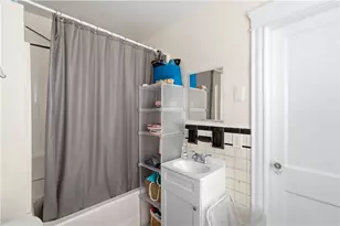 169 10th St, Providence, RI 02906 - Photo 24