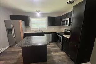 45 Tremont St, Cranston, RI 02920 - Photo 1