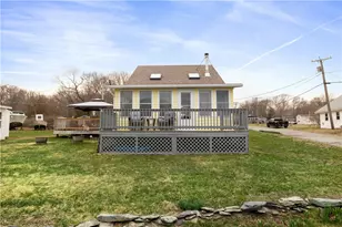 026 Pier Rd, Portsmouth, RI 02872 - Photo 2