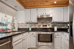 15 Higgins St, Smithfield, RI 02917 - Photo 10