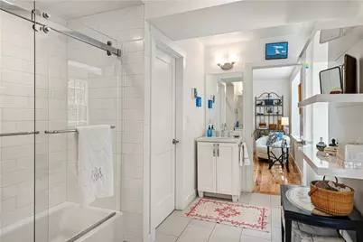 27 High Street #2, Newport, RI 02840 - Photo 30