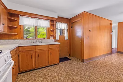 24 Magnolia Street, Warwick, RI 02889 - Photo 20