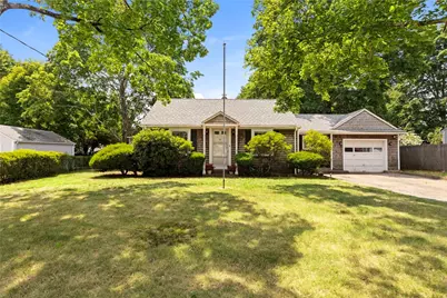 24 Magnolia Street, Warwick, RI 02889 - Photo 2