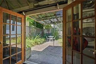110 Mt Pleasant Ave, Providence, RI 02906 - Photo 6