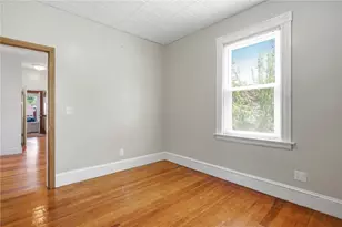 110 Mt Pleasant Ave, Providence, RI 02906 - Photo 20