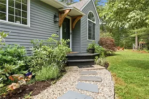 102 Timber Ridge Rd, Charlestown, RI 02813 - Photo 4