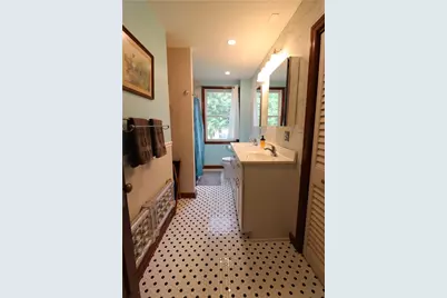140 Maple Avenue #1, Middletown, RI 02842 - Photo 24
