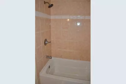 70 Griffin Drive, Warwick, RI 02886 - Photo 10