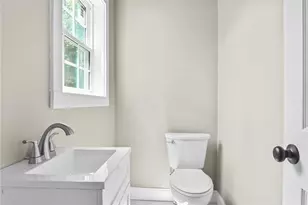 163 Manolla Ave, Warwick, RI 02888 - Photo 14