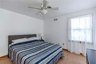 53 Hazael St, Providence, RI 02908 - Photo 22