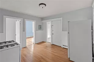15 Judith St, Providence, RI 02909 - Photo 18