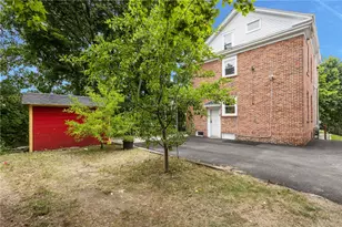 15 Judith St, Providence, RI 02909 - Photo 2