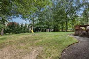 194 Council Rock Rd, Cranston, RI 02921 - Photo 44